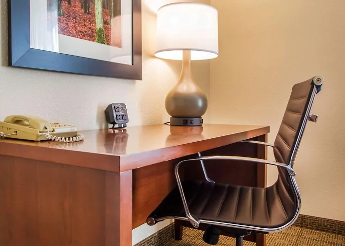 Comfort Suites Columbus West - Hilliard