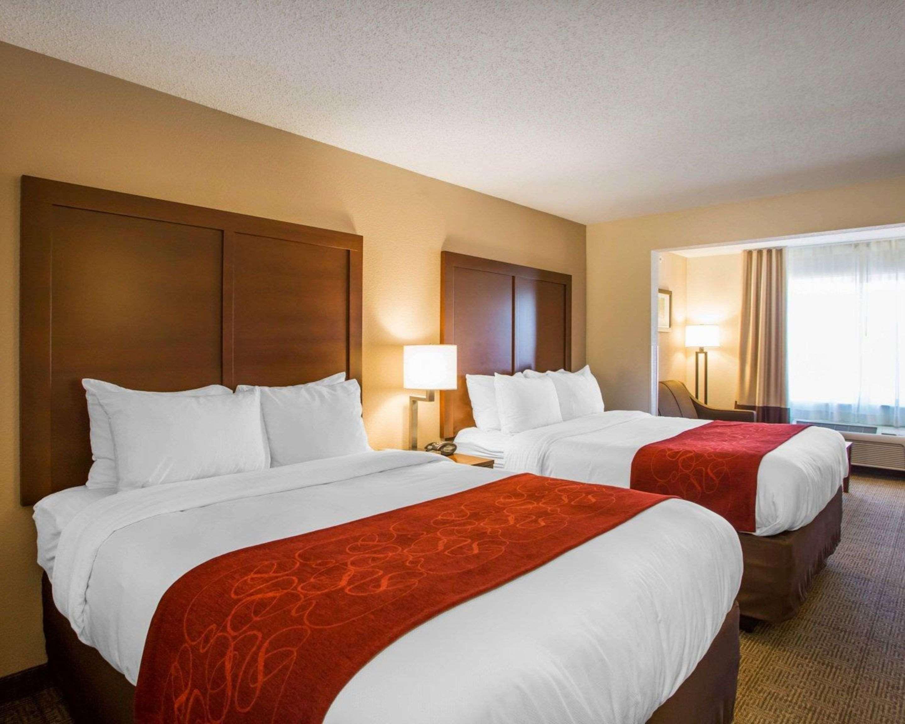 Comfort West - Hilliard Hotel 2*