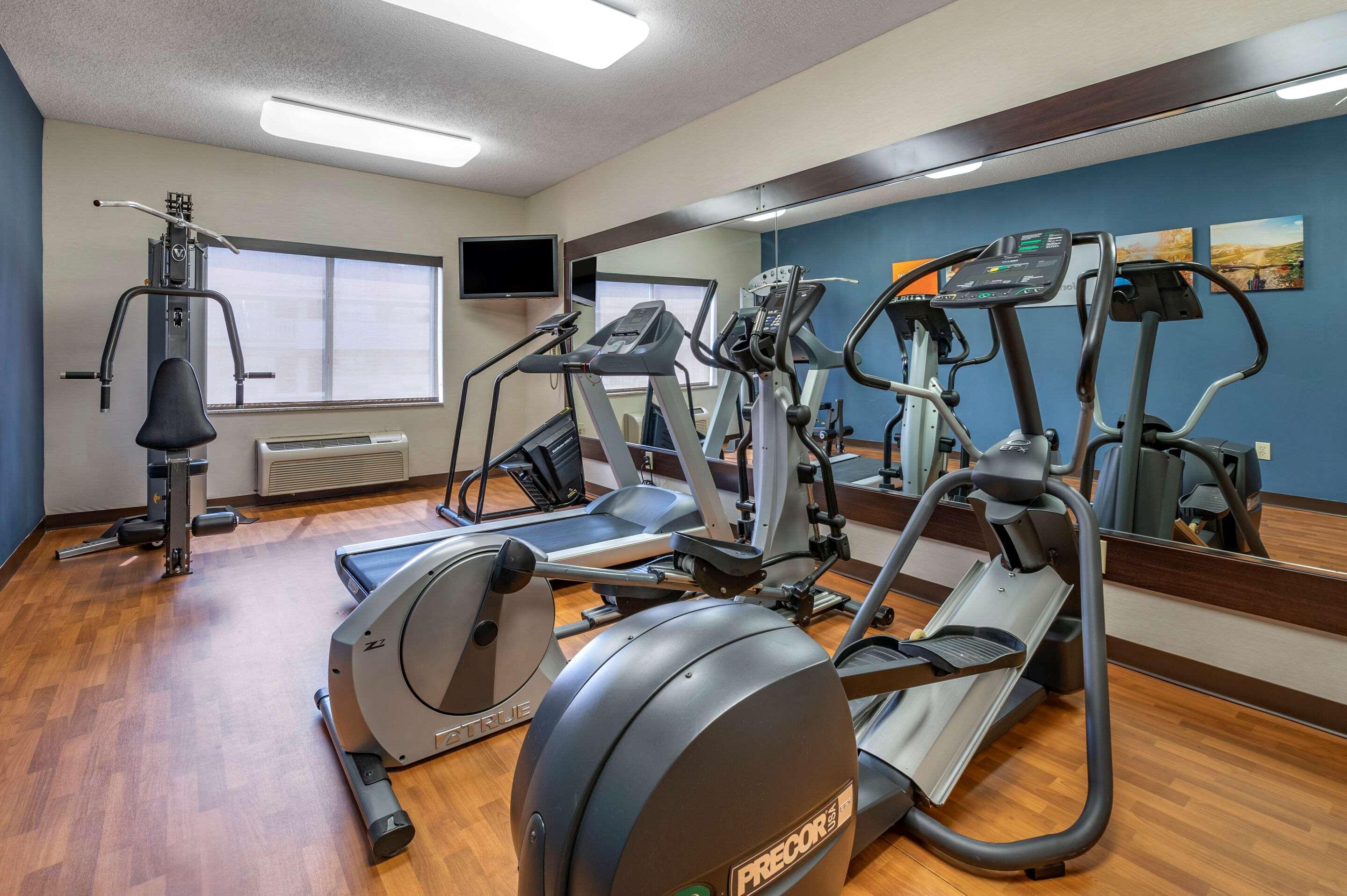 Comfort West - Hilliard Hotel 2*