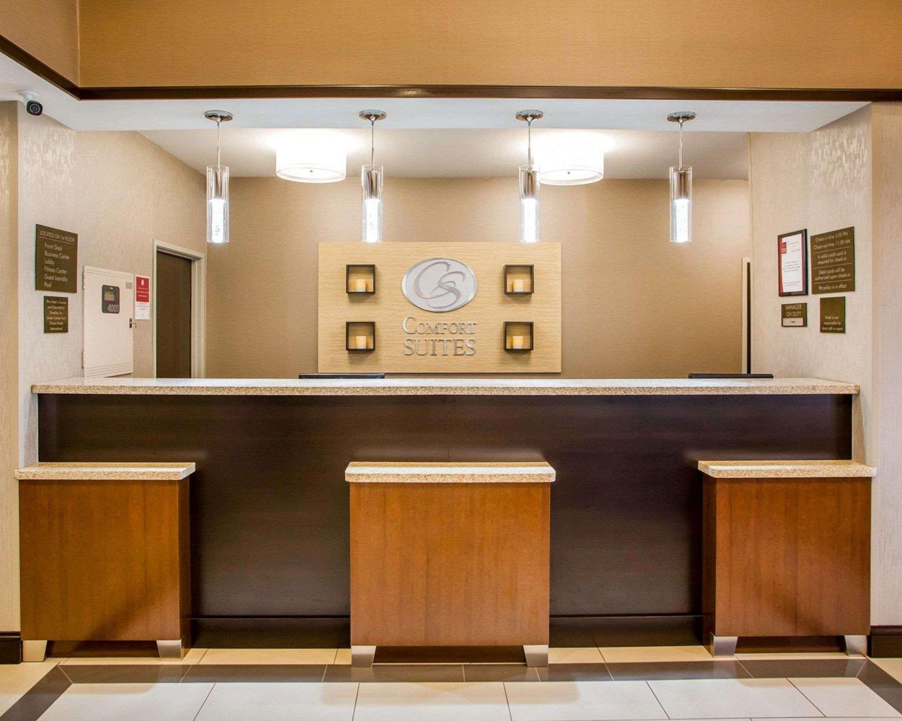 Comfort West - Hilliard Hotel