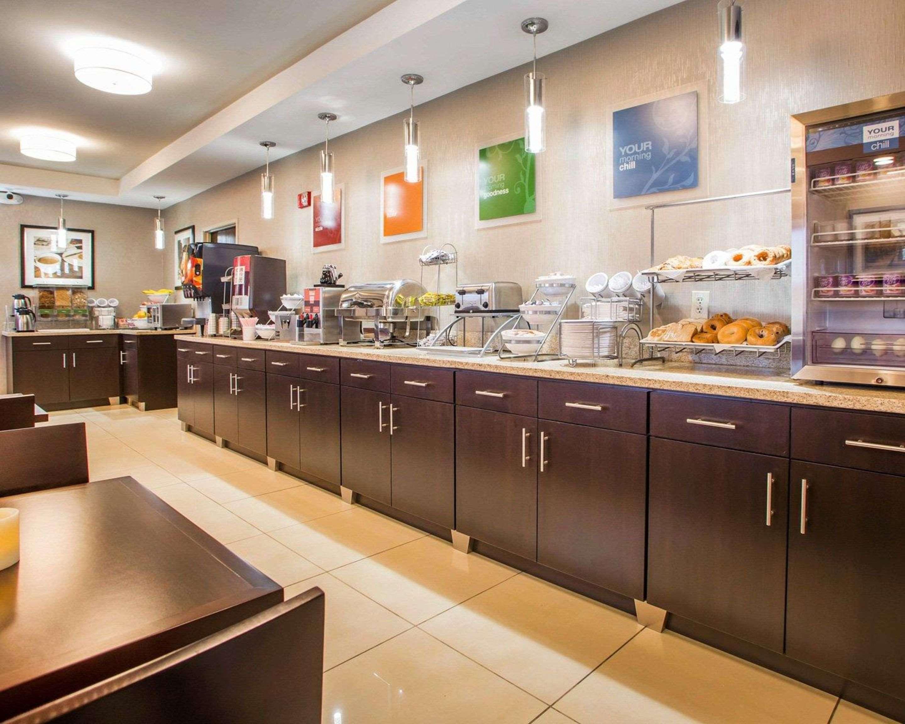 Hotel Comfort West - Hilliard Columbus