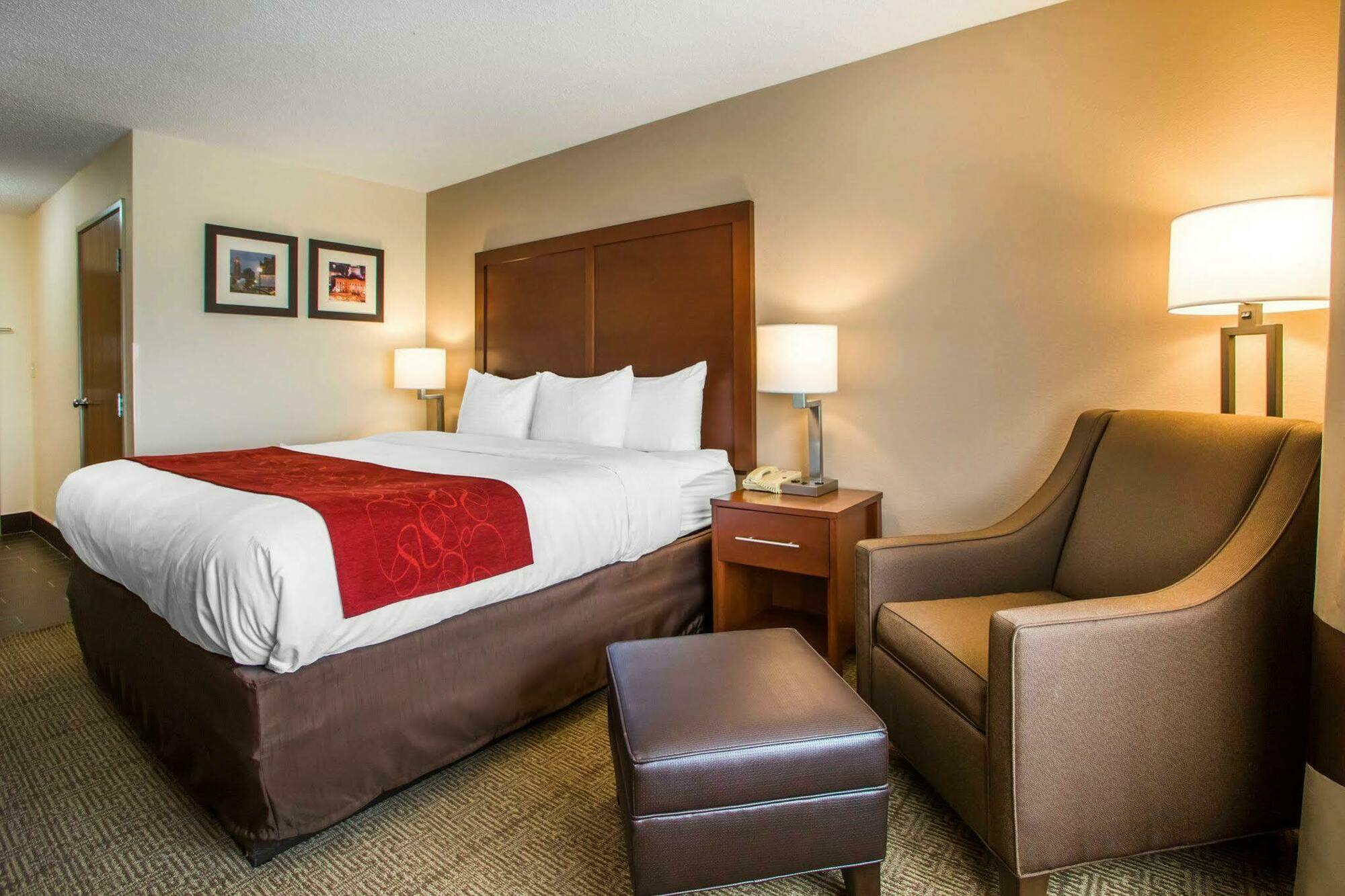 Hotel Comfort West - Hilliard 2*